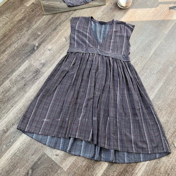 Hatch The Paulina Maternity Dress Brown Printed Crepe Comfortable V-Neck Silk - Picture 2 of 5